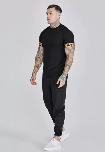 Siksilk Black Dynamic T-Shirt - Méret: L